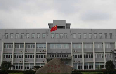 上海市崇明区南引河路2013号